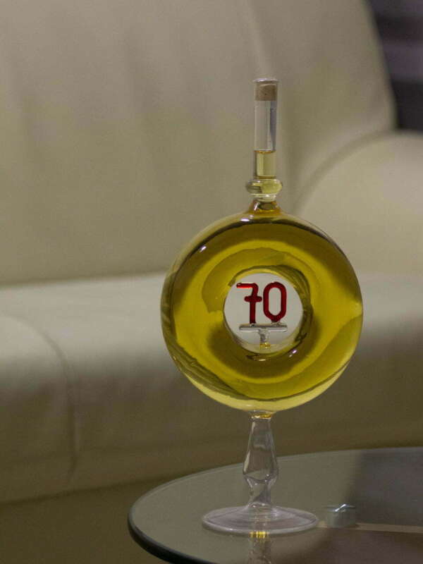 70, Születésnapra Kerek Évszámos Díszüveges Bor 0,5 L