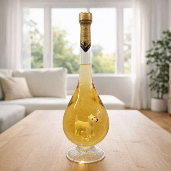 Húzott nyakú talpas csepp formájú palack,  kutya 0,5 liter