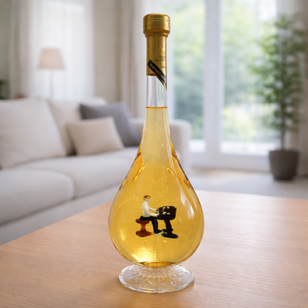 Húzott nyakú talpas csepp formájú palack, szintetizátor  0,5 liter